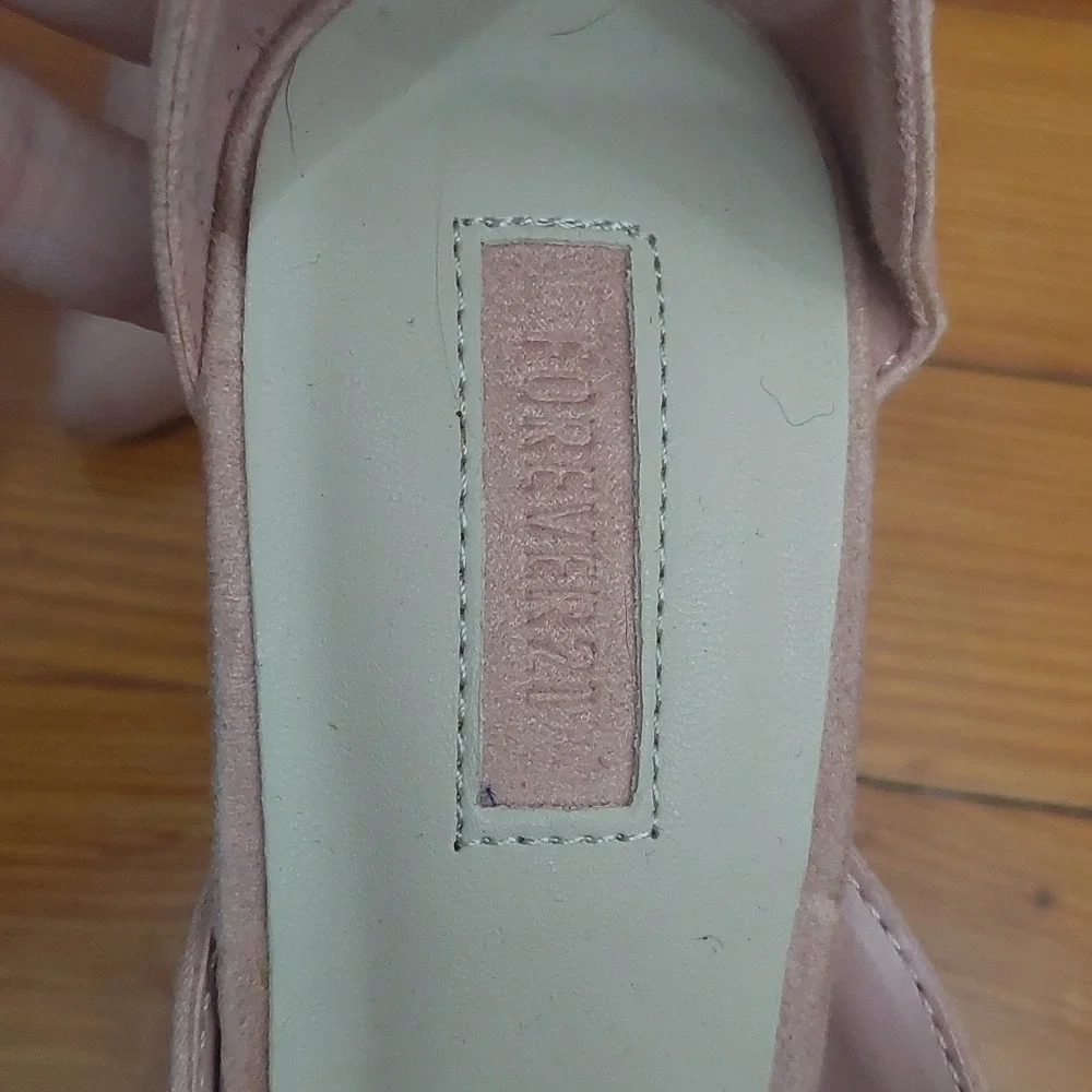 Never worn Forever 21 heels‎ size 10 blush